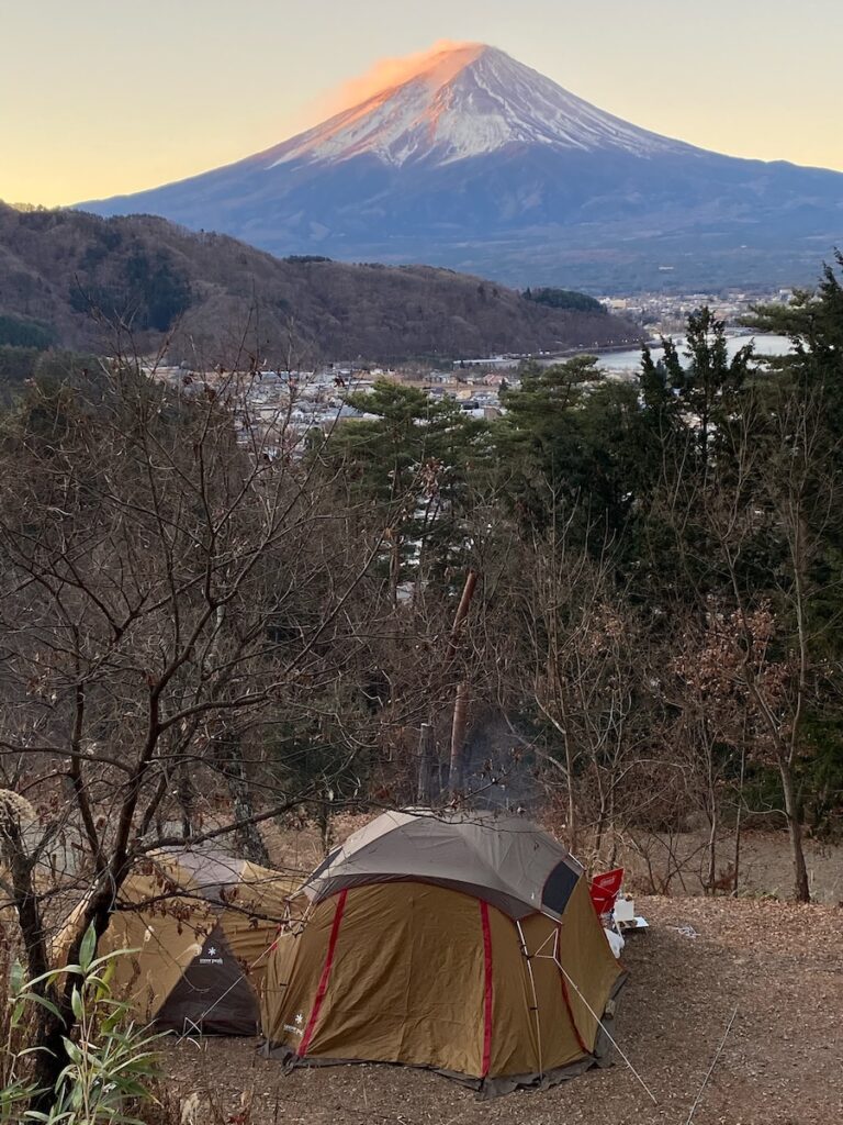 富士山と河口湖 そしてスノーピークテントとメッシュシェルター